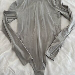 lululemon athletica Gray Long Sleeve Bodysuit